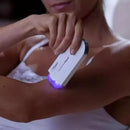 🔥 ¡SOLO POR HOY! LLEVA TU ULTRASMOOTH Y OBTÉN UNA DEPILADORA PARA CEJAS DE REGALO.